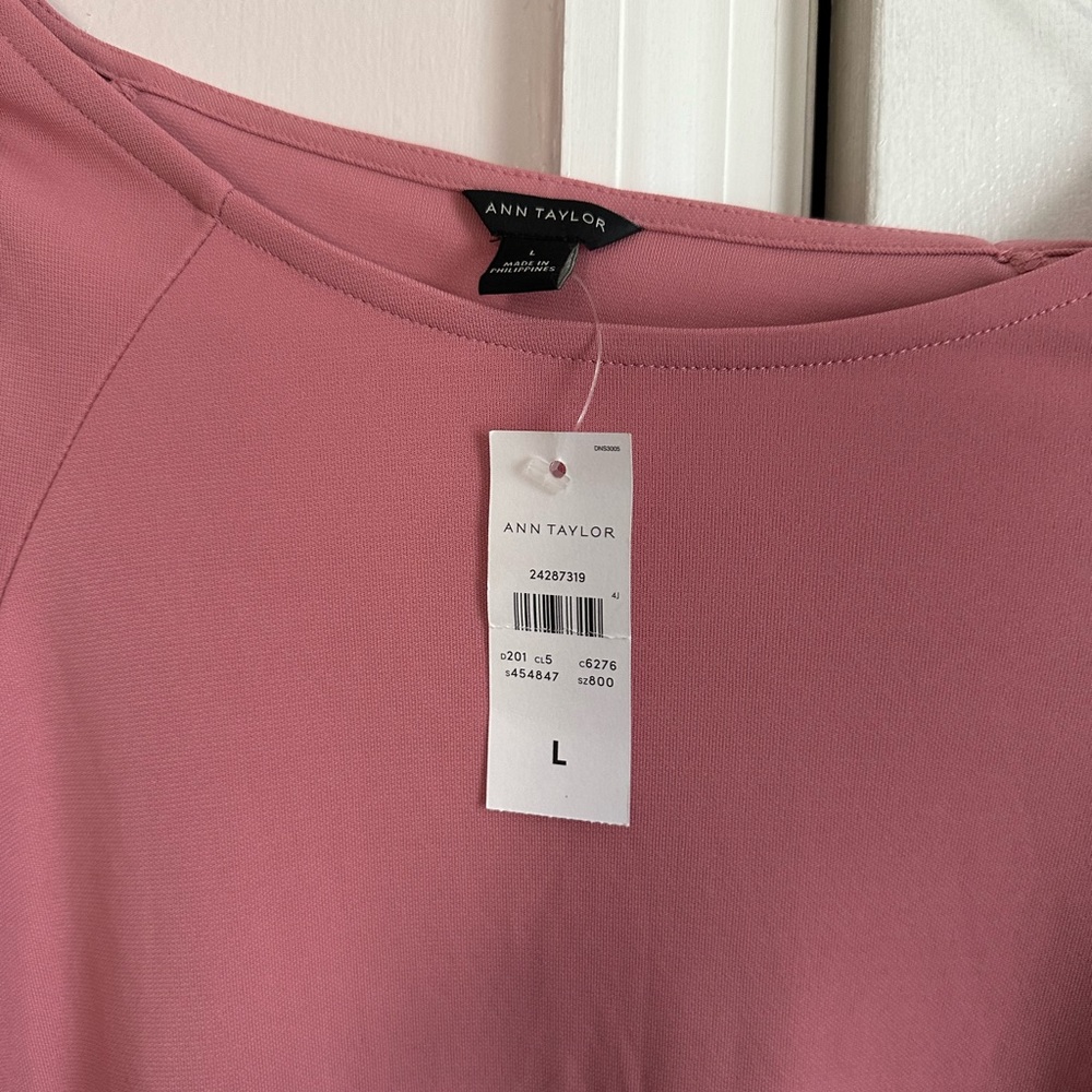 NWT Ann Taylor Ribbon Ruched Top - Picture 3 of 4